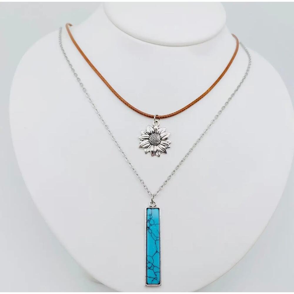 Boho Bloom Stone Pendant Necklace